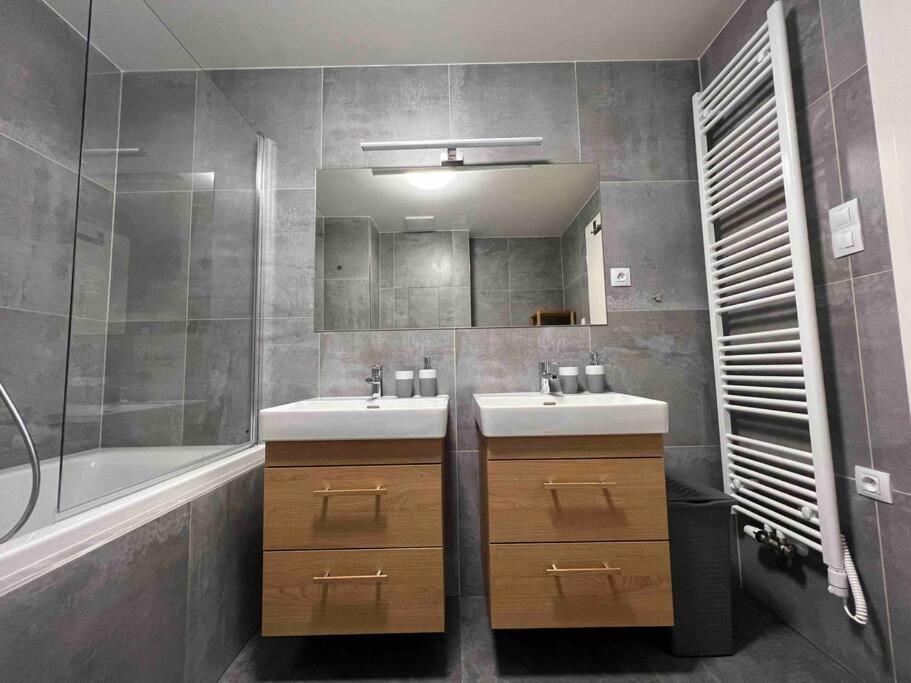 Newly Built With Balcony, Ac And Free Indoor Garage Appartement