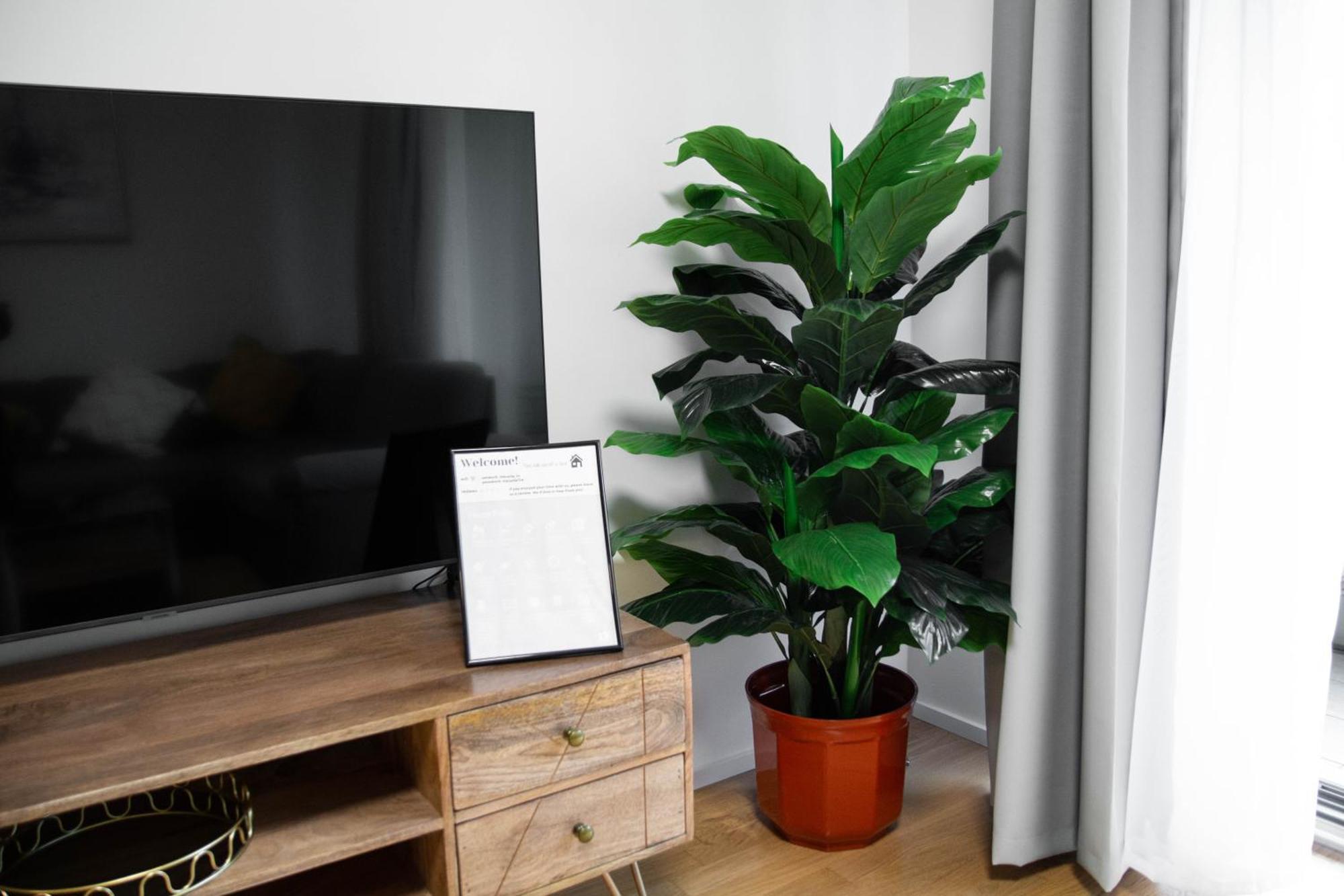 Appartement Newly Built With Balcony, Ac And Free Indoor Garage